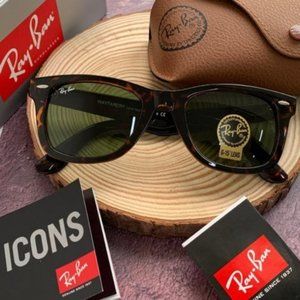 Ray Ban Wayfarer Tortoise RB2140